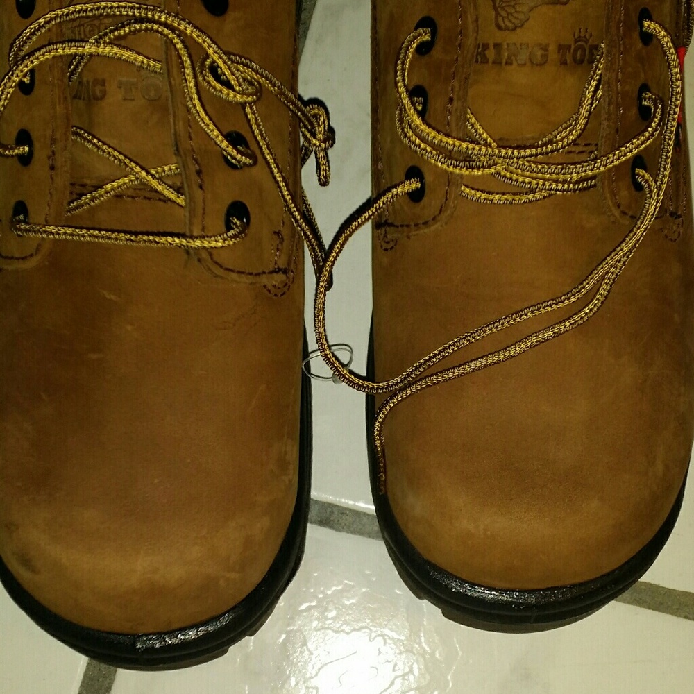 Red wing